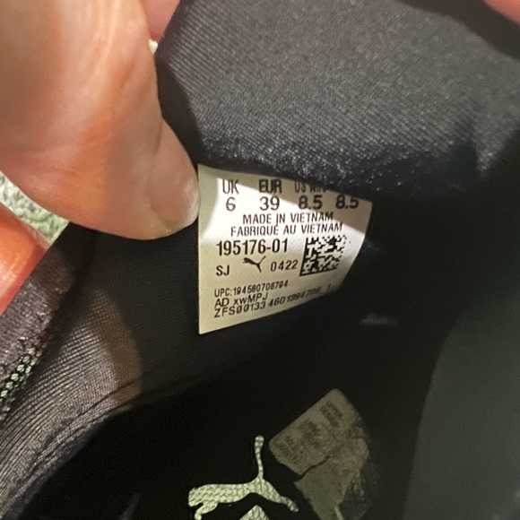 Women puma shoes - Picture 2 of 5